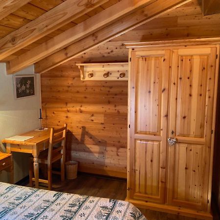 Hotel Le Chemin De La Luge à Hone Extérieur photo